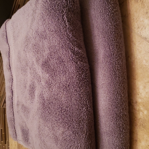 Charisma Bath Charisma Bath Towels Set Of 2 Poshmark